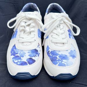 Michael Kors Allie sneaker
